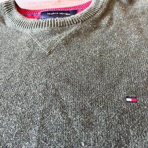 Tommy green crew neck sweater 2xl
